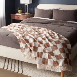 60"x80" Woven Cotton Checkered Bed Throw - Thresholdâ˘