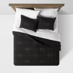 Clipped Linework Duvet Set - Threshold™ -Threshold Home Furniture Store GUEST ced2f206 4487 4d06 9fe9 87dc57f109f1