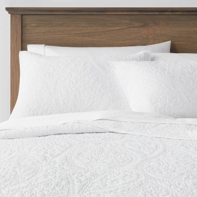 Garment Washed Paisley Stitch Quilt Sham - Threshold™ Garment Washed Paisley Stitch Quilt Sham - Threshold™ -Threshold Home Furniture Store GUEST da4eeefa 484d 456f b094 0e1b95f0a434